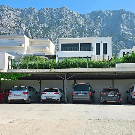 La Storia Apartment Makarska