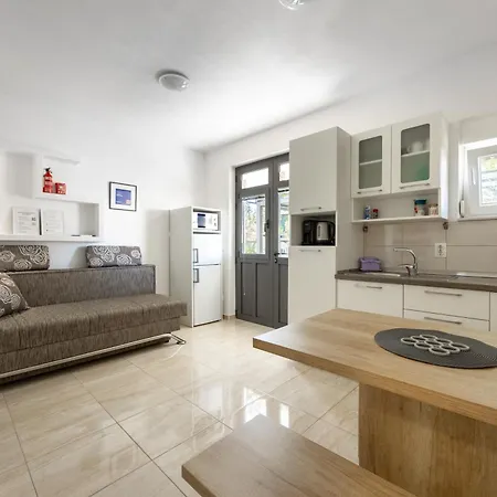 La Storia * Makarska