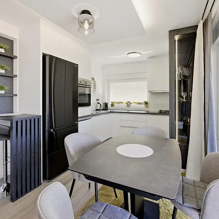 La Storia Apartment