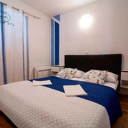 Apartman La Storia Makarska