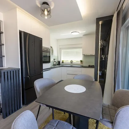 Apartment La Storia Makarska